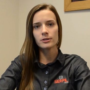 Carla Guilante coordenadora de marketing e desenvolvimento de produtos da Serpil Móveis avalia parceria com Studio 25