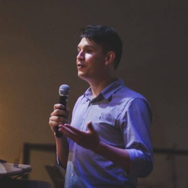 Dionei Alves é diretor da agência Virtue de São Bento do Sul. A agência atende vários clientes na região em parceria com o Studio 25. Ele fala da experiência dessa parceria de sucesso.